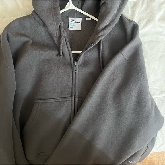 TNA cozy fleece boyfriend hoodie size small dark grey - Picture 2 of 3